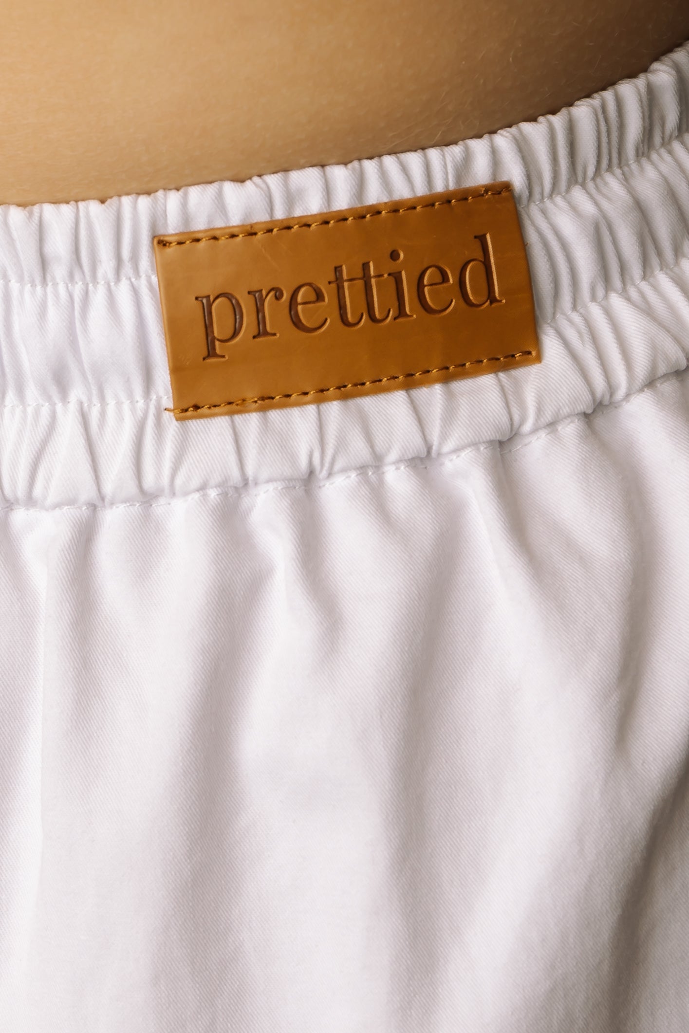 Embroidered Straight Leg Pant prettied